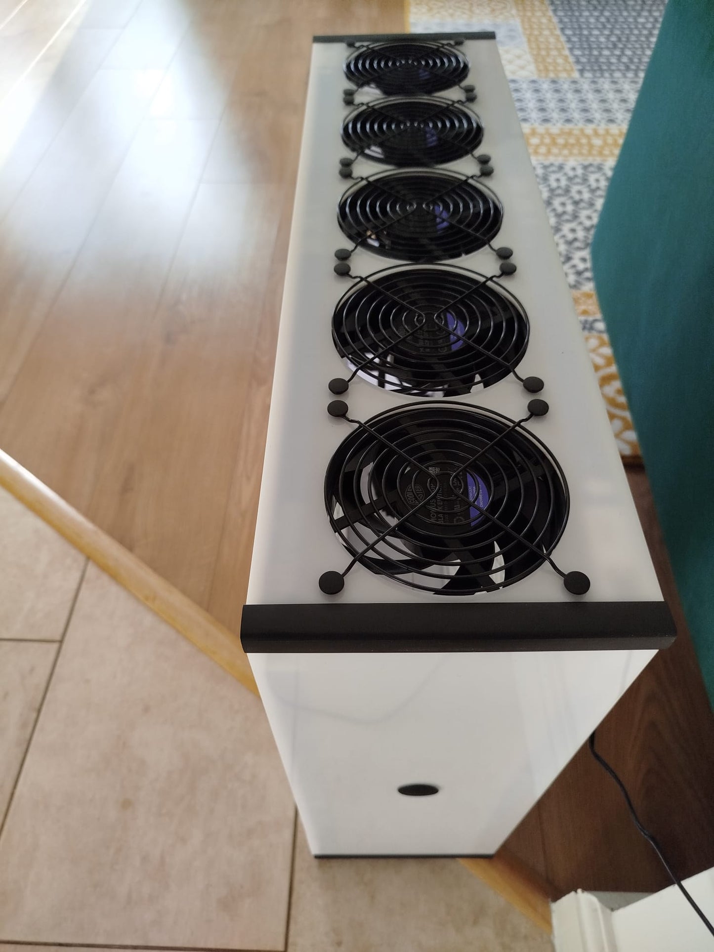 Luggable Ultra XL Blanc — Premium White Acrylic Air Purifier